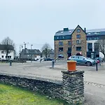 L Abri Douillet Nyaraló Libin