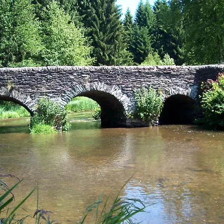 Holiday home L Abri Douillet