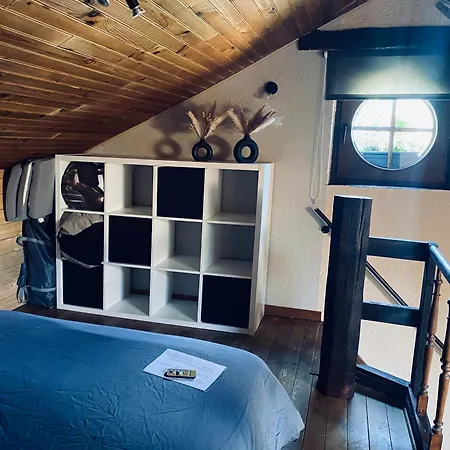 L Abri Douillet * 力宾